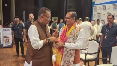  “अपनापन – नरेंद्र मोदी संग मेरे अनुभव” पुस्तक के विमोचन में शामिल हुए उत्तराखंड के कैबिनेट मंत्री जोशी , केंद्रीय मंत्री शिवराज चौहान की रचित किताब को सराहा 