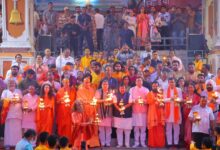 गंगा तट पर गूंजे आध्यात्म और संस्कृति के स्वर,  सीएम धामी व भाजपा राष्ट्रीय अध्यक्ष नितिन नबीन ने की भव्य गंगा आरती , कहा –  गंगा भारतीय संस्कृति और आध्यात्मिक चेतना की जीवंत धारा 