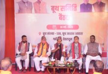 प्रवास के अंतिम दिन बूथ पर पहुंचे भाजपा के राष्ट्रीय अध्यक्ष  नितिन नबीन  , लिया फीड बैक, बूथ कार्यकर्ताओं संग किया संवाद