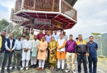 कैबिनेट मंत्री ने  डॉ रावत ने  क्षेत्रवासियों को दी कई विकास योजनाओं की सौगात, 58 लाख की लागत से निर्मित थानधार-उल्ली मोटर मार्ग व व्यूप्वाइंट का भी किया लोकार्पण