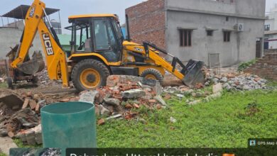 अनाधिकृत कॉलोनियों पर एमडीडीए की पैनी नजर – पित्थुवाला खुर्द में अवैध प्लॉटिंग पर चला प्राधिकरण का बुलडोजर