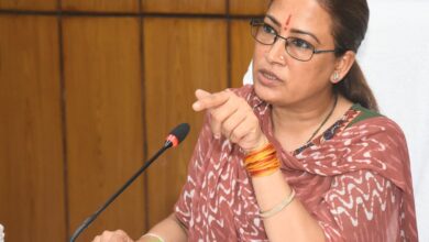 एसआईआर के बहाने विभागीय काम बाधित होने पर,  नाराज हुई कैबिनेट मंत्री रेखा आर्या , कहा – SIR के साथ विभागीय काम भी करें आंगनबाड़ी कार्यकत्री