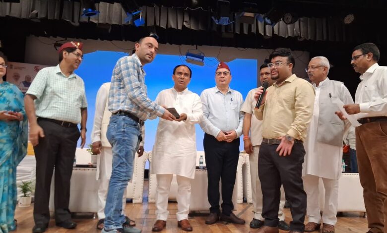 उत्तराखंड में गठित होंगे आठ नये सहकारी संघः डाॅ. रावत, विधानसभा क्षेत्र स्तर पर भी आयोजित होंगे सहकारी मेले उत्तराखंड में गठित होंगे आठ नये सहकारी संघः डाॅ. रावत, विधानसभा क्षेत्र स्तर पर भी आयोजित होंगे सहकारी मेले