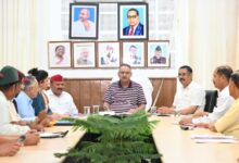विजय दिवस की तैयारियों की समीक्षा – सैनिक कल्याण मंत्री जोशी ने कहा – 25 जुलाई को निकलेगी ‘रन फॉर कारगिल हीरोज़’ यात्रा