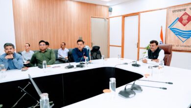 मुख्य सचिव आनन्द बर्द्धन ने परेड ग्राउंड व सचिवालय अंडरग्राउंड पार्किंग को लेकर देखा प्रेजेंटेशन ,राजपुर रोड पर Elevated Parking पर भी मंथन