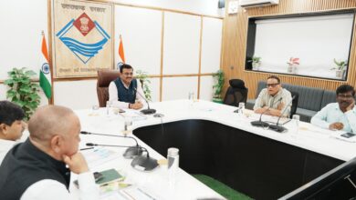 टिहरी लेक ग्लोबल डेस्टिनेशन को लेकर  हाई पॉवर कमेटी ने किया मंथन, मुख्य सचिव बोले- उत्तराखंड का क्राफ्ट, कल्चर, हेरिटेज को लेकर ट्रेडिशनल विलेज किया जाए तैयार