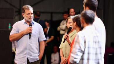 छात्रों की गूंज’ कार्यक्रम में छात्रों से किया सीधा संवाद – पेपर लीक को राहुल गांधी ने छात्रों के भविष्य पर बताया खतरा,  कहा – पेपर लीक सिर्फ चोरी नहीं, युवाओं के फ्यूचर पर हमला