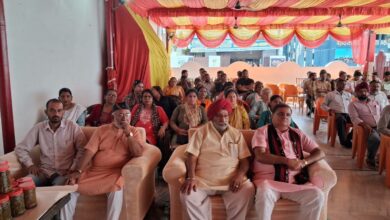 Uttarakhand: प्रदेश अध्यक्ष महेंद्र भट्ट के नेतृत्व में बूथ स्तर पर भाजपा कार्यकर्ताओं ने सुनी पीएम के मन की बात