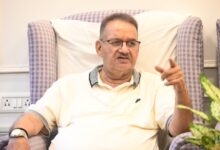 सैनिक कल्याण मंत्री जोशी ने की ताकीद -विभाग की योजनाओं एवं लंबित कार्यों को समयबद्ध ढंग से करें पूरा