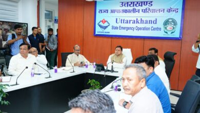 मुख्यमंत्री पुष्कर धामी देर रात्रि पहुंचे आपदा परिचालन केंद्र ,टीएचडीसी टनल हादसे में रेस्क्यू किए गए मजदूरों से वीडियो कॉन्फ्रेंसिंग से सीधे संवाद कर हालचाल जाना व उनका मनोबल बढ़ाया मुख्यमंत्री पुष्कर धामी देर रात्रि पहुंचे आपदा परिचालन केंद्र ,टीएचडीसी टनल हादसे में रेस्क्यू किए गए मजदूरों से वीडियो कॉन्फ्रेंसिंग से सीधे संवाद कर हालचाल जाना व उनका मनोबल बढ़ाया