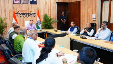 सीएम धामी ने कहा,  रिवर्स पलायन के लिए विभागीय योजनाओं का प्रभावी क्रियान्वयन  करें सुनिश्चित ,  युवाओं को अपने गांव में ही आजीविका के अवसर उपलब्ध कराने की दिशा में किए जाएं ठोस प्रयास 