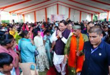 चौधरी फॉर्म में वरिष्ठ भाजपा नेता जोगिंदर पुंडीर की ओर से आयोजित रक्षाबंधन कार्यक्रम में हजारों बहनों के बीच पहुंचे सीएम धामी, कहा – मातृशक्ति से मिल रहा स्नेह और विश्वास ही मेरी सबसे बड़ी ताकत चौधरी फॉर्म में वरिष्ठ भाजपा नेता जोगिंदर पुंडीर की ओर से आयोजित रक्षाबंधन कार्यक्रम में हजारों बहनों के बीच पहुंचे सीएम धामी, कहा – मातृशक्ति से मिल रहा स्नेह और विश्वास ही मेरी सबसे बड़ी ताकत