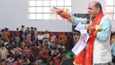 उत्तरकाशी -भाजपा प्रदेश मीडिया प्रभारी मनवीर चौहान की अगुवाई में धूमधाम और उत्साह के साथ मनाया गया रक्षाबंधन पर्व, बड़कोट में हजारों की संख्या में जुटी महिलाएं, राखी बांध कर दिया आशीर्वाद उत्तरकाशी -भाजपा प्रदेश मीडिया प्रभारी मनवीर चौहान की अगुवाई में धूमधाम और उत्साह के साथ मनाया गया रक्षाबंधन पर्व, बड़कोट में हजारों की संख्या में जुटी महिलाएं, राखी बांध कर दिया आशीर्वाद