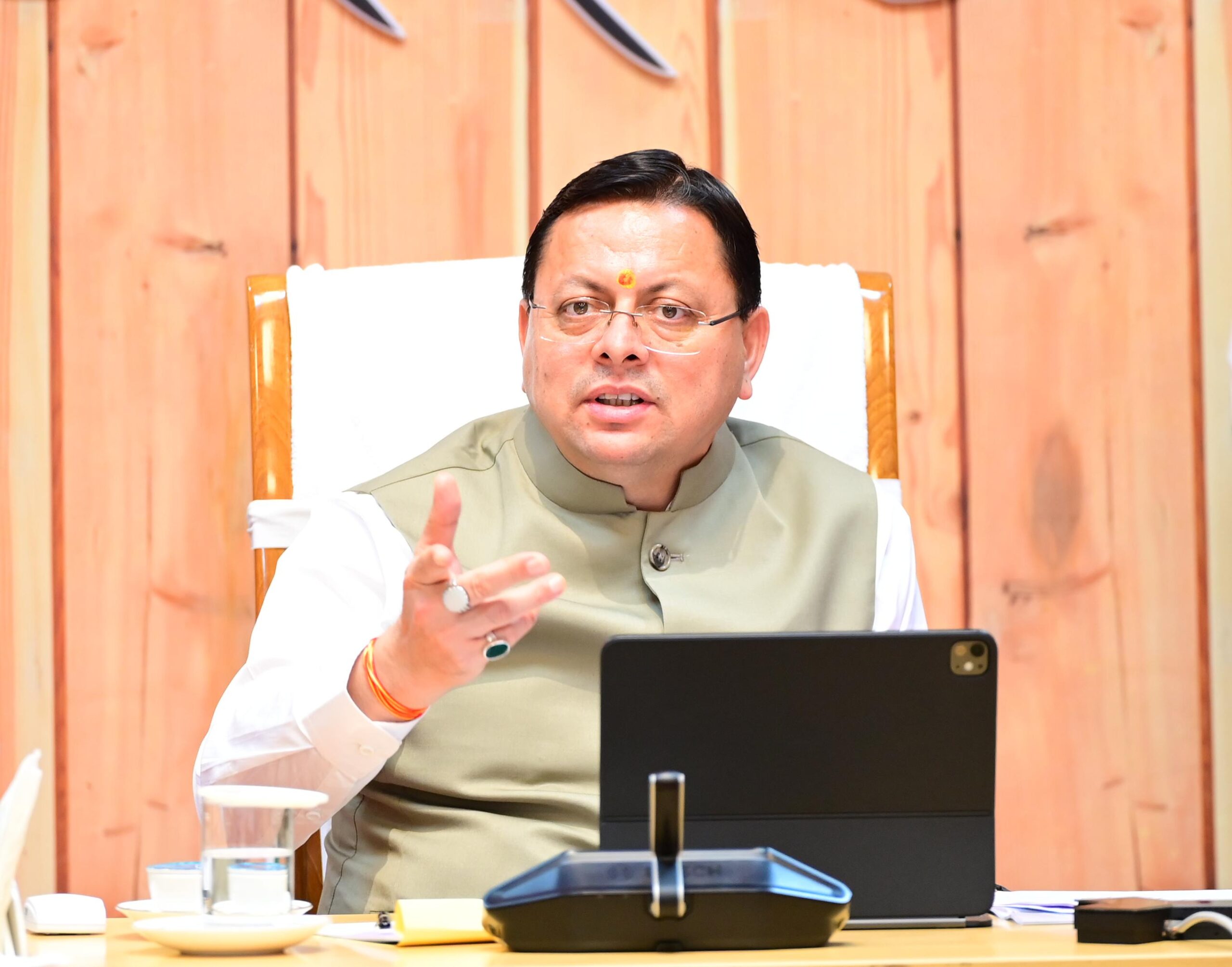 मुख्यमंत्री धामी बोले – भारत की समृद्ध गुरु-शिष्य परंपरा में शिक्षकों का है सर्वोच्च स्थान, शिक्षक दिवस पर दी शुभकामनाएं मुख्यमंत्री धामी बोले – भारत की समृद्ध गुरु-शिष्य परंपरा में शिक्षकों का है सर्वोच्च स्थान, शिक्षक दिवस पर दी शुभकामनाएं