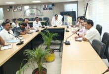 सीएम धामी के विजन को धरातल पर उतार रहा एमडीडीए, 15 अक्टूबर तक सौंदर्यीकरण और सड़कों की तस्वीर बदलने की तैयारी, उपाध्यक्ष बंशीधर तिवारी बोले- बेहतर नागरिक सुविधाएं हमारा लक्ष्य सीएम धामी के विजन को धरातल पर उतार रहा एमडीडीए, 15 अक्टूबर तक सौंदर्यीकरण और सड़कों की तस्वीर बदलने की तैयारी, उपाध्यक्ष बंशीधर तिवारी बोले- बेहतर नागरिक सुविधाएं हमारा लक्ष्य