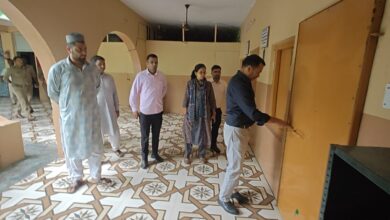 बिना मान्यता संचालित मदरसों पर धामी सरकार का एक्शन जारी, देहरादून और हल्द्वानी में कार्रवाई , प्रदेश में अब तक 20 बिना मान्यता संचालित मदरसों का संचालन कराया गया बंद बिना मान्यता संचालित मदरसों पर धामी सरकार का एक्शन जारी, देहरादून और हल्द्वानी में कार्रवाई , प्रदेश में अब तक 20 बिना मान्यता संचालित मदरसों का संचालन कराया गया बंद