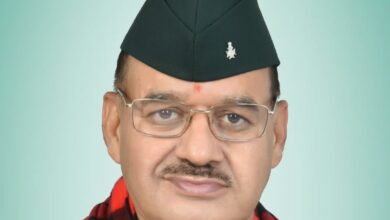 चार वीर शहीदों की स्मृति में शहीद स्मारक एवं शहीद द्वार निर्माण को स्वीकृति -सैनिक कल्याण मंत्री  जोशी ने कहा – राज्य सरकार शहीद सैनिकों और उनके परिवारों के सम्मान एवं कल्याण के प्रति निरंतर प्रतिबद्ध