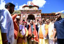 सीएम का चमोली दौरा- बदरीनाथ धाम में मुख्यमंत्री धामी ने की पूजा-अर्चना, मास्टर प्लान के कार्यों का लिया जायजा