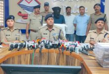नीट यूजी फर्जी दस्तावेजों के आधार पर एमबीबीएस में दाखिला दिलाने के मामले में एसआईटी ने आरोपी धीरज कुमार को किया गिरफ्तार, कार से 5.58 लाख नकद बरामद