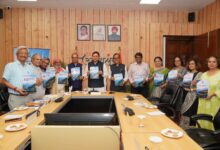 सीएम धामी ने उत्तराखण्ड विज्ञान, प्रौद्योगिकी एवं नवाचार नीति-2026 और GEP की तकनीकी रिपोर्ट का किया विमोचन, कहा – प्राकृतिक संसाधनों के संरक्षण के साथ विकास और पर्यावरण के बीच संतुलन जरूरी सीएम धामी ने उत्तराखण्ड विज्ञान, प्रौद्योगिकी एवं नवाचार नीति-2026 और GEP की तकनीकी रिपोर्ट का किया विमोचन, कहा – प्राकृतिक संसाधनों के संरक्षण के साथ विकास और पर्यावरण के बीच संतुलन जरूरी