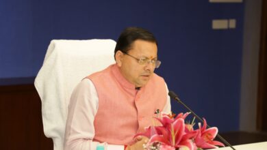 मुख्यमंत्री धामी ने बुद्धिजीवियों से संवाद में साझा की उत्तराखण्ड के विकास की प्राथमिकताएं, कहा – राज्य की विकास यांत्रा में प्रवासी उत्तराखण्डवासियों की है महत्वपूर्ण भागीदारी