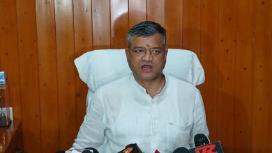 देहरादून महापौर सौरभ थपलियाल ने बोला हमला – कहा,कांग्रेस आरोप नहीं, तथ्यों के साथ बात करे , एसआईआर पर कांग्रेस के सवालों को बताया तथ्यहीन देहरादून महापौर सौरभ थपलियाल ने बोला हमला – कहा,कांग्रेस आरोप नहीं, तथ्यों के साथ बात करे , एसआईआर पर कांग्रेस के सवालों को बताया तथ्यहीन