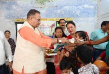 आंगन का मिलन’’ कार्यक्रम में कैबिनेट मंत्री जोशी ने कहा – आंगनबाड़ी केंद्र बच्चों के विकास और संस्कार की प्राथमिक पाठशाला आंगन का मिलन’’ कार्यक्रम में कैबिनेट मंत्री जोशी ने कहा – आंगनबाड़ी केंद्र बच्चों के विकास और संस्कार की प्राथमिक पाठशाला