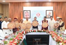 चंपावत जनपद में पहली बार हुई   मंत्रिमंडल की बैठक : धामी कैबिनेट ने लगाई डॉक्टरों का स्टाइपेंड बढ़ाने पर मुहर , कुक्कुट पालकों को सब्सिडी देने पर भी लिया गया फैसला