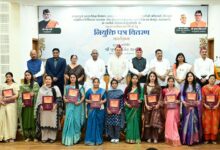 सीएम पुष्कर धामी के हाथों आयुष एवं ईएसआई के 332 नव नियुक्त कार्मिकों को मिले नियुक्ति पत्र , कहा – नव नियुक्त कार्मिक सेवाभाव, संवेदनशीलता और समर्पण के साथ निभाएं जिम्मेदारी सीएम पुष्कर धामी के हाथों आयुष एवं ईएसआई के 332 नव नियुक्त कार्मिकों को मिले नियुक्ति पत्र , कहा – नव नियुक्त कार्मिक सेवाभाव, संवेदनशीलता और समर्पण के साथ निभाएं जिम्मेदारी