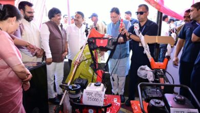 मुख्यमंत्री धामी की अधिकारियों को हिदायत – जनसमस्याओं का समयबद्ध करें समाधान , लोगों को बार-बार कार्यालयों के चक्कर न लगाने पड़ें मुख्यमंत्री धामी की अधिकारियों को हिदायत – जनसमस्याओं का समयबद्ध करें समाधान , लोगों को बार-बार कार्यालयों के चक्कर न लगाने पड़ें