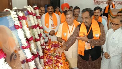 काशीपुर में भाजपा की दो दिवसीय विधानसभा विस्तारक एवं प्रभारी कार्यशाला शुरू – प्रदेश प्रभारी व प्रदेश अध्यक्ष हुए शामिल, महेंद्र भट्ट बोले – संगठन की मजबूती ही पार्टी की सबसे बड़ी ताकत काशीपुर में भाजपा की दो दिवसीय विधानसभा विस्तारक एवं प्रभारी कार्यशाला शुरू – प्रदेश प्रभारी व प्रदेश अध्यक्ष हुए शामिल, महेंद्र भट्ट बोले – संगठन की मजबूती ही पार्टी की सबसे बड़ी ताकत